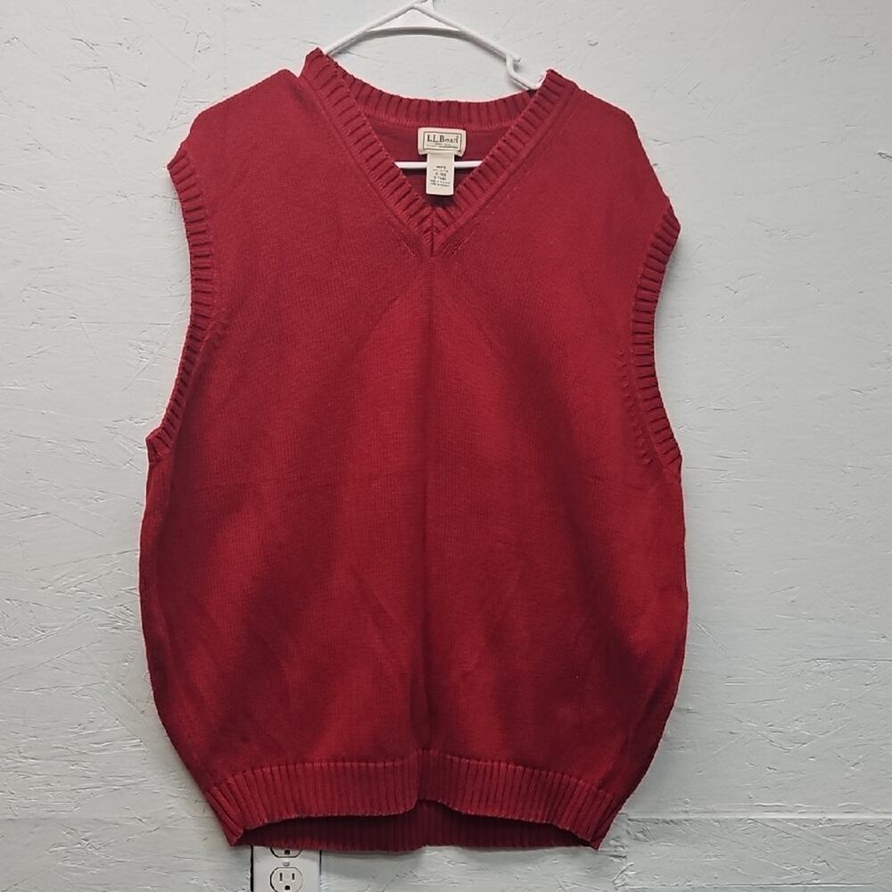 Men's XL-Reg L.L. Bean Red V-Neck Sweater Vest. 100% Cotton. EUC.